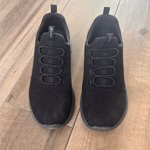 Sketchers sport Slip-On Sneakers